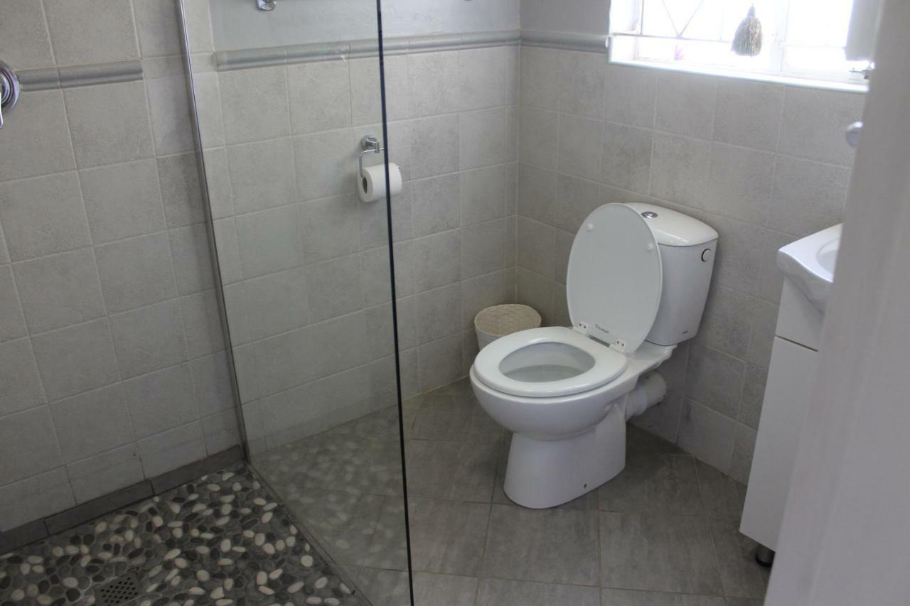 Berry Lane Guesthouse Kroonstad Exteriör bild